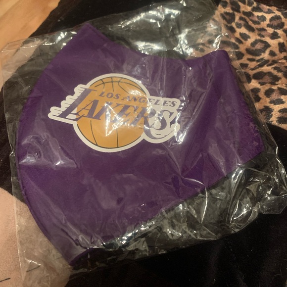 Mask Lakers Brand New!!! - Picture 1 of 1